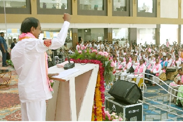 KCR announces month-long programme to expand BRS in Maharashtra