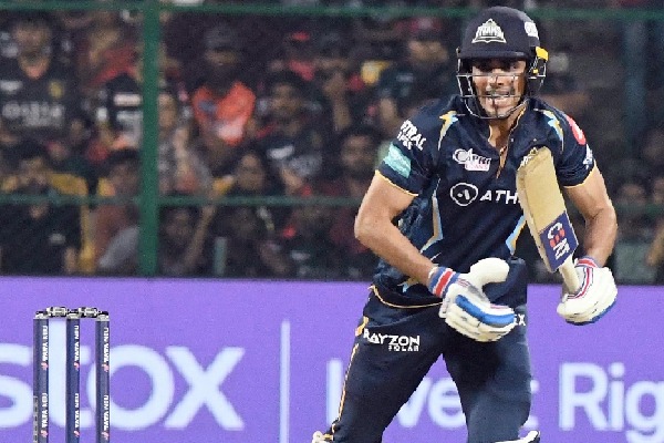 Gill century ends RCB hopes 