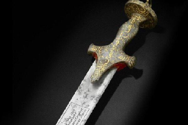 Sword of Tippu Sultan garners huge price in auction 
