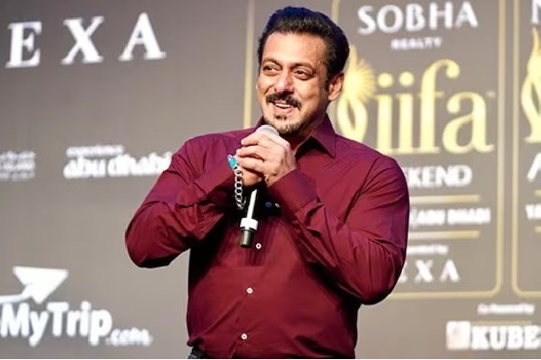 salman khan gets marriage proposal from journalist heres how the actor reacts