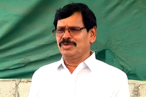 YCP leader Kapu Ramachandra Reddy Warns Villagers