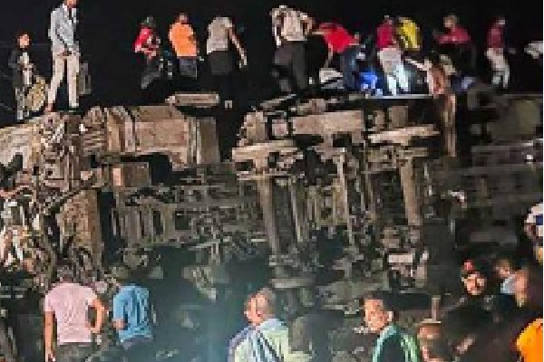 316 Andhra Pradesh people safe in Odisha train accident