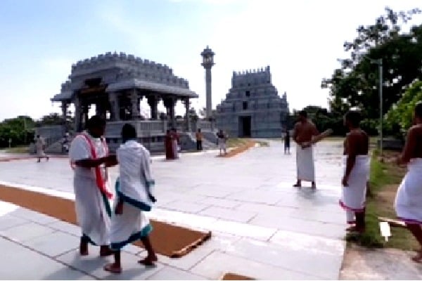 Venkatesh Iyer plays cricket in traditional attire in temple complex in Kanchipuram