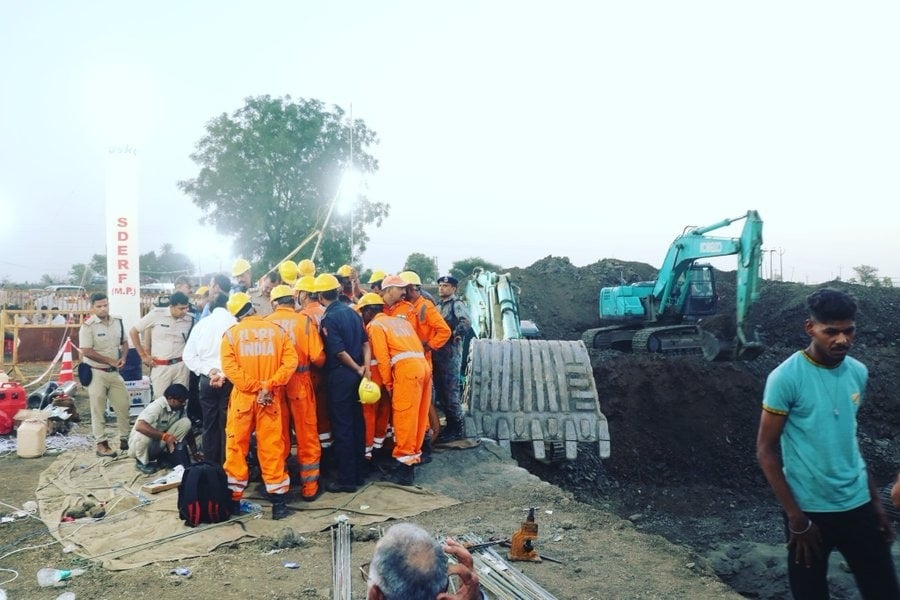 Rescue operations continue for 2nd day to save girl stuck in borewell in MP's Sehore