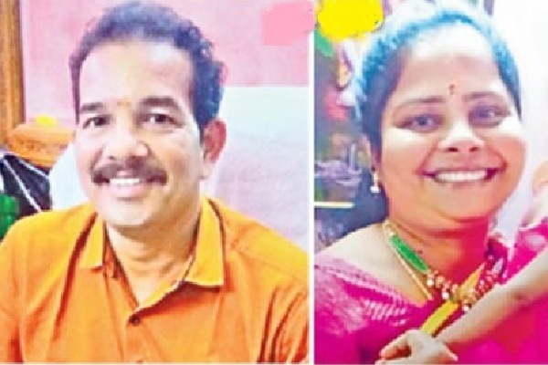Two Partners commits suicide due to Loses in Gold Scheme business in vijayawada