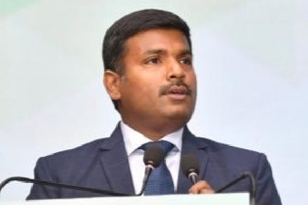 Andhra minister terms Vizag steel plant privatisation a big scam