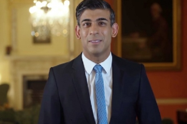 Rishi Sunak Turns Immigration Officer For A Day