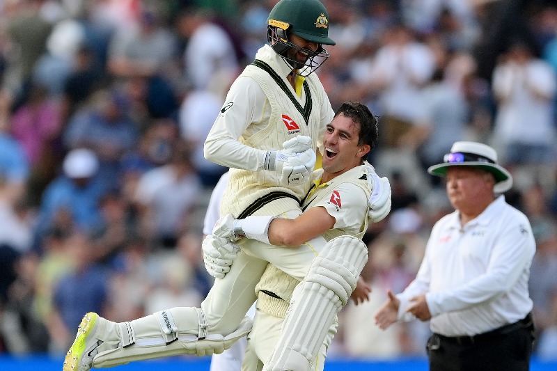 Australia beat England by 2 wickets in Ashes opener 
