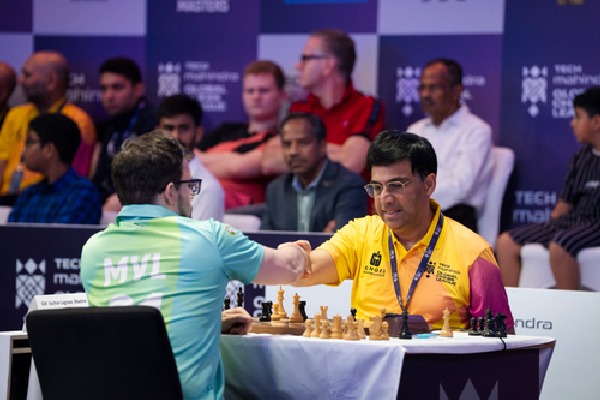 Carlsen extends the lead as Anand risked it all in Game 9 of FIDE World  Championship Match
