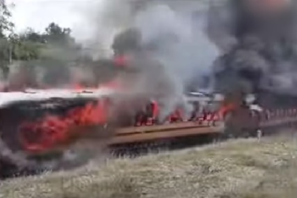 Fire accident in Falaknuma Express 