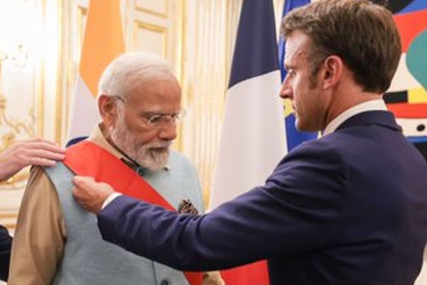 Indian PM Modi conferred with Frances highest honour 