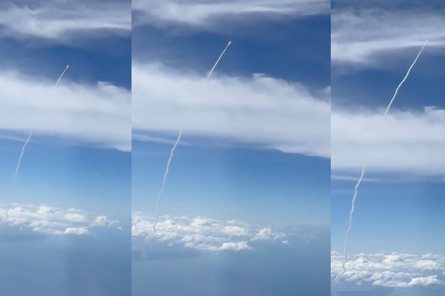Chandrayaan 3 Lift Off Recorded From Plane Window Spectacular Video Goes Viral