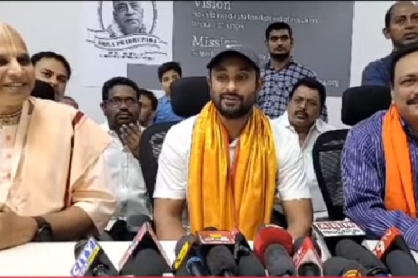 Ambati Rayudu said he is not joining any party