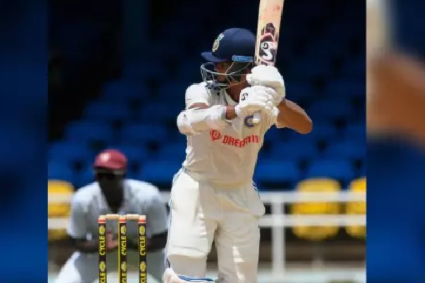 Rohit Jaiswal hit fifties as India reach 121 at lunch