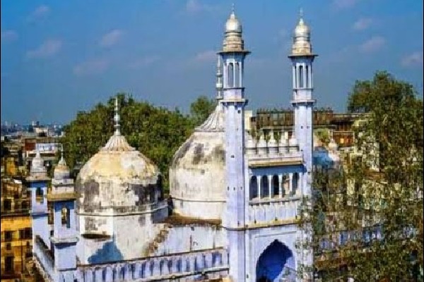 SC stays ASI survey of Gyanvapi mosque till 5 p.m. Wednesday