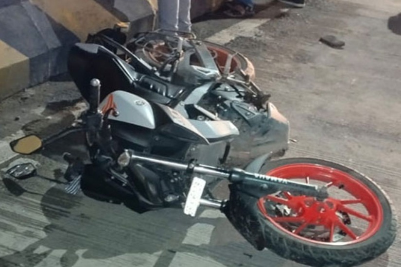 One biker dead and other injured in accident in gachibowli
