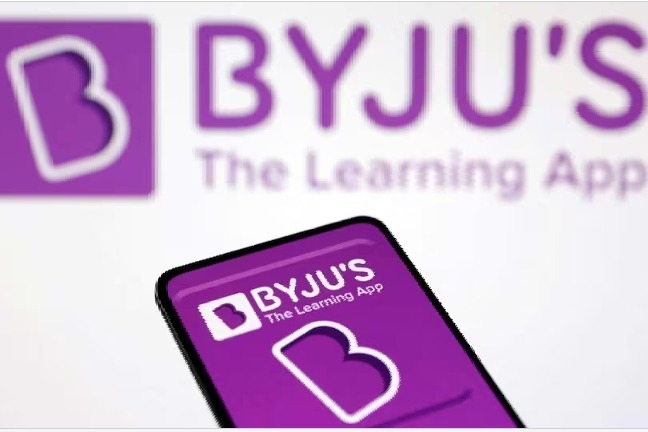 Byjus women employee went into tears