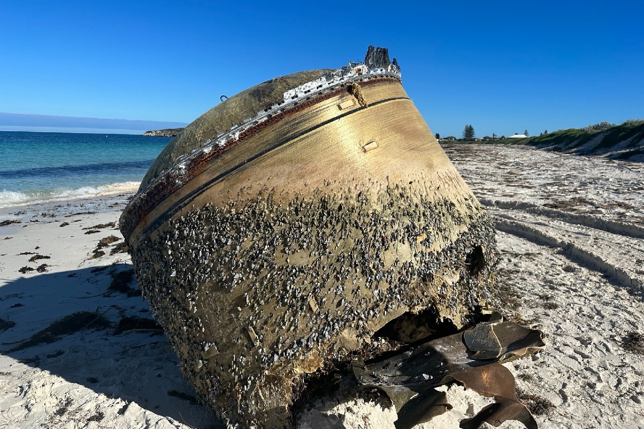 PSLV debris found in Western Australian beach 