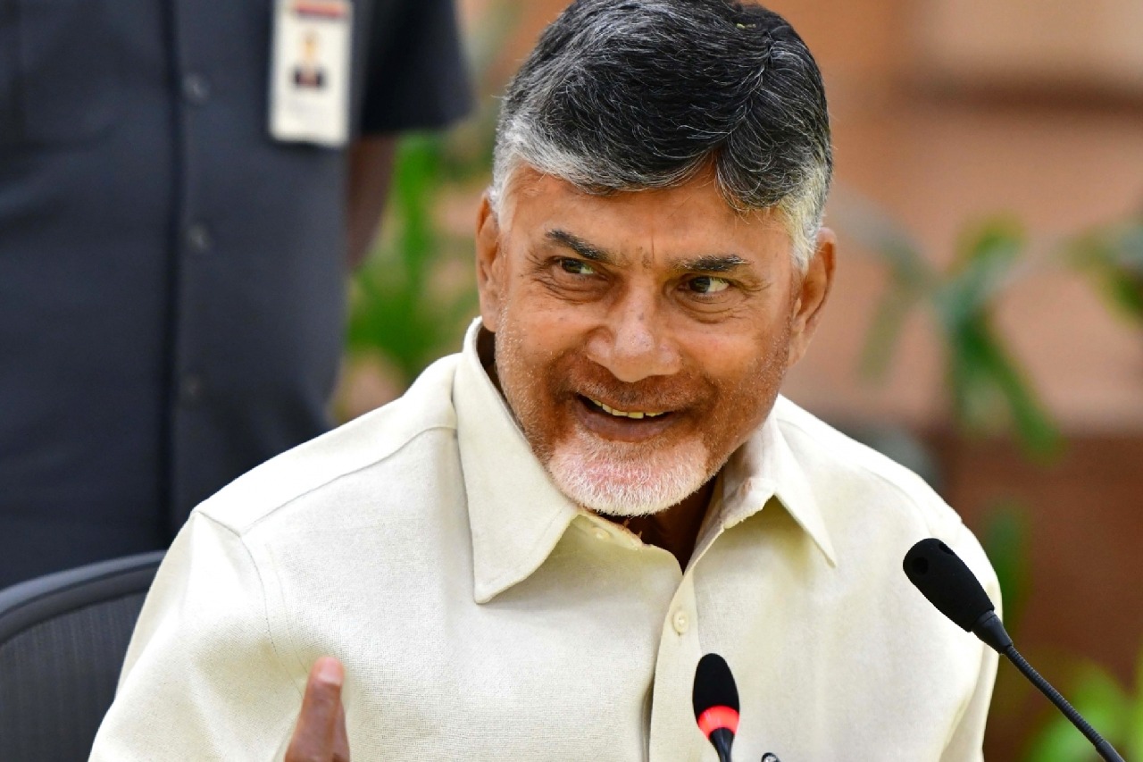 We will reduce liquor rate if TDP come to power says Chandrababu