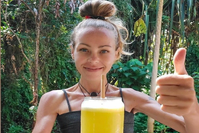 Influencer who ate raw vegan food for 4 years dead