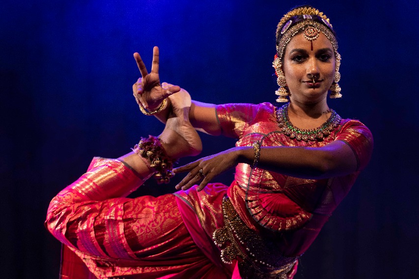Teacher not only teaches but also learns from students: Kuchipudi dancer Yamini Reddy