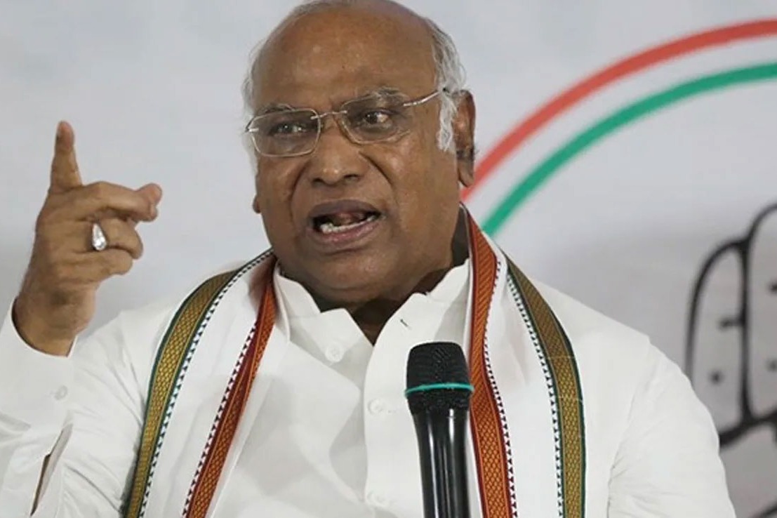 Congress Chief Kharge Slams BJP On Independence Day