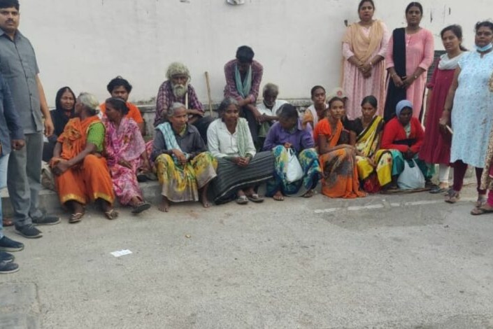 Begging racket busted in Hyderabad, kingpin & 23 beggars held