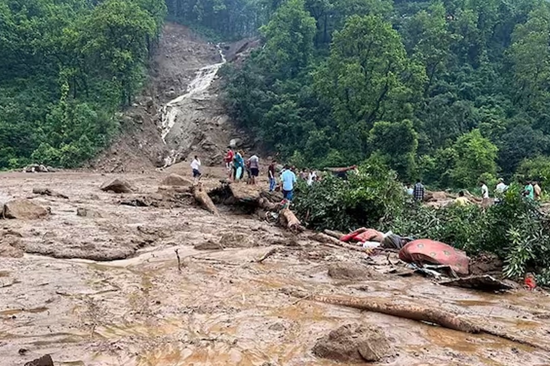 4 dead in landslide in Uttarakhand