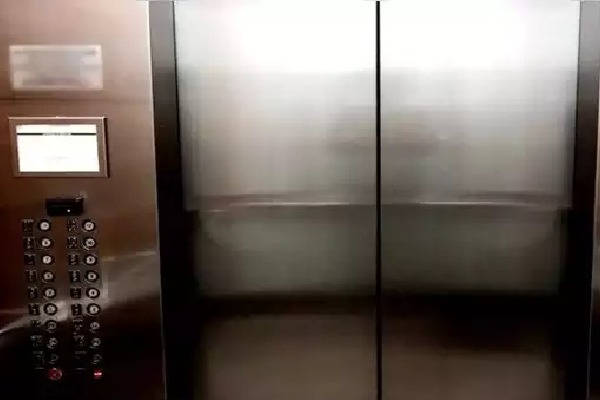 8 year old Faridabad Boy Stuck in Lift and Starts Doing Homework to Maintain His Cool