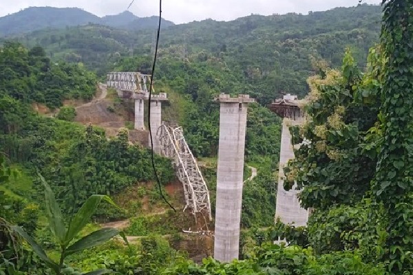 17 Labourers Dead After Under Construction Railway Bridge Collapse in Mizoram