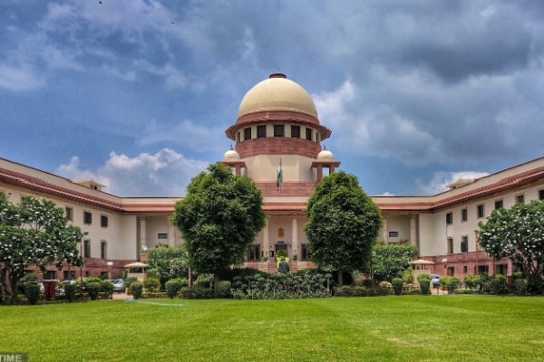 SC notices to AP Government over Vanpic case