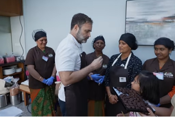Rahul Gandhi visits Chocolate factory on Ooty 