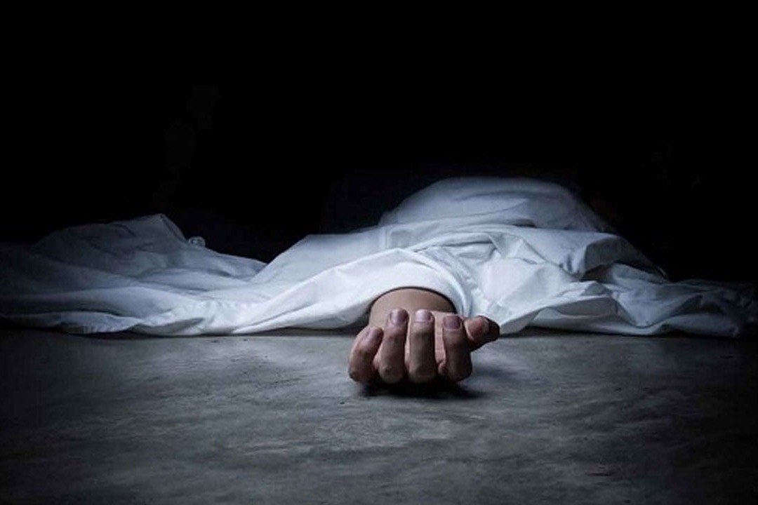 Man Killed woman and committed suicide in Eluru
