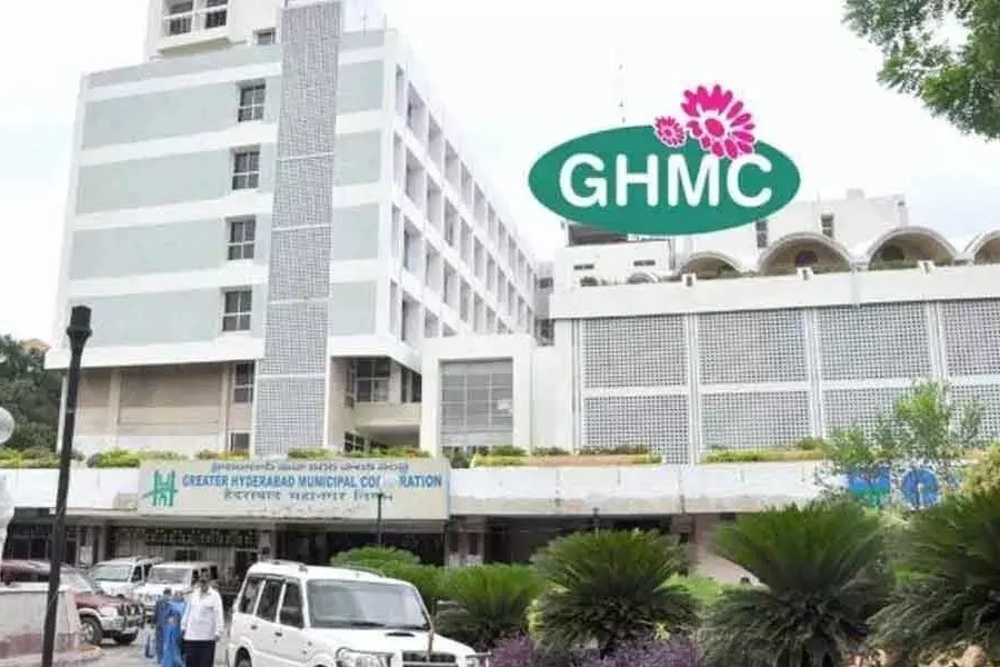 Baldia contractors prostest infront of GHMC Office