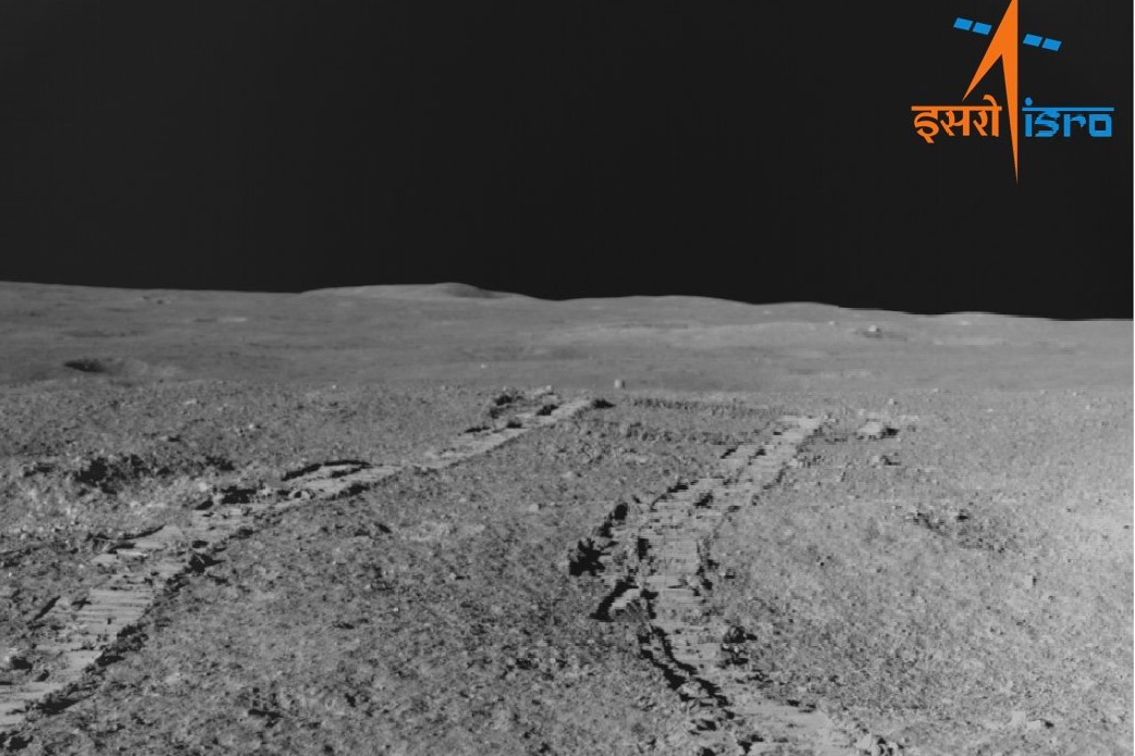 Chandrayaan 3 Mission Pragyan Rover Detects Oxygen and Other Elements On Moon