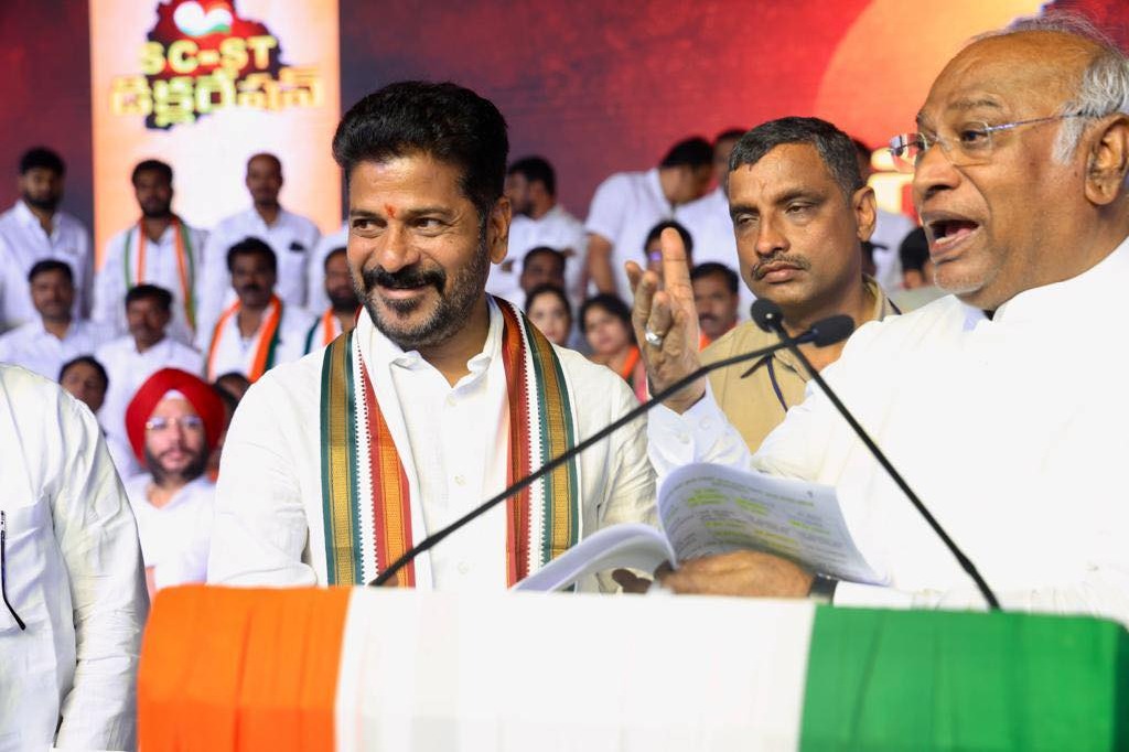 Revanth Reddy talks about Karnataka Congress poll promises