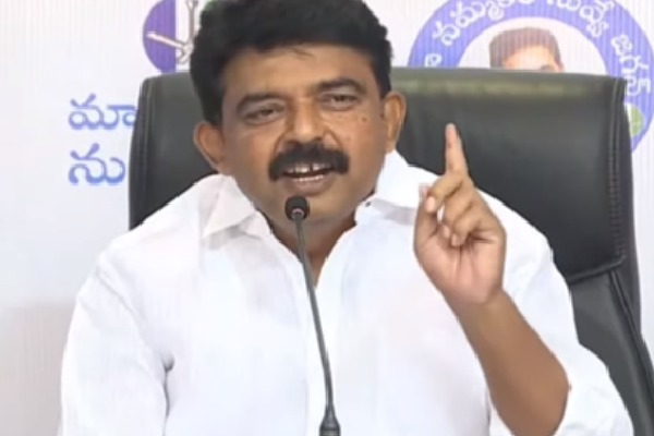 YSRCP dares Chandrababu to open mouth on IT notice