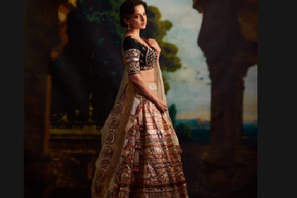 Kangana Ranaut shines as a beautifully haunting dancer in trailer of 'Chandramukhi 2'