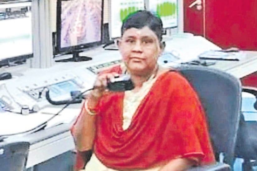 ISRO valamarthi succumbs to heart attack