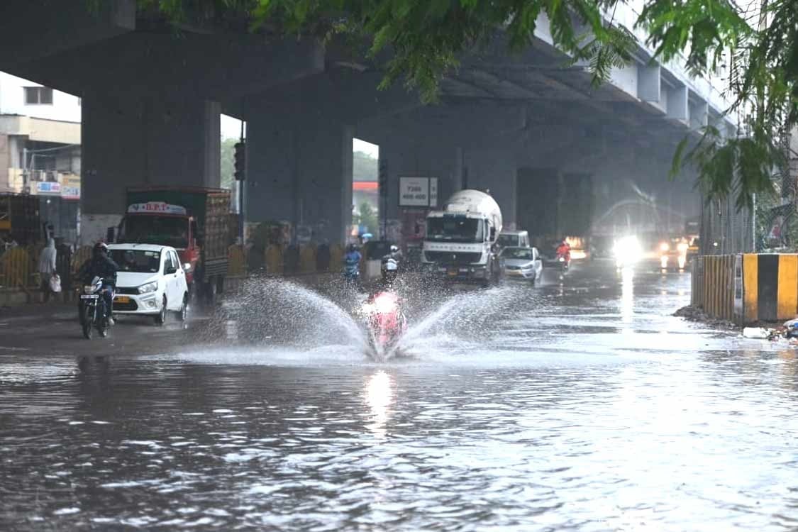 GHMC alerted in the wake of heavy rain forecast