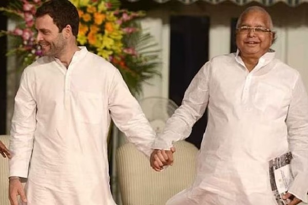 JDU leader calls Lalu Yadav crazy for backing Rahul Gandhi as PM
