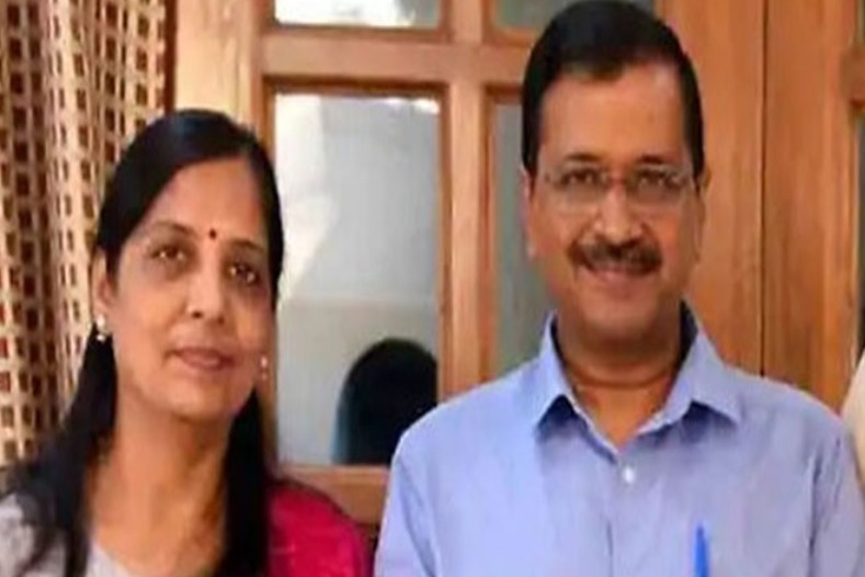 Delhi Court issues summons to Arvind Kejriwal wife Sunitha Kejriwal
