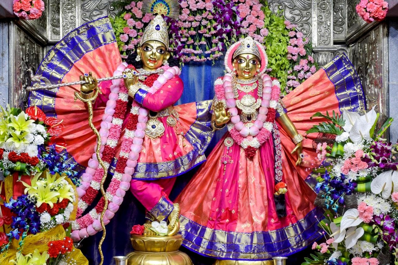 K’taka celebrates Sri Krishna Janmashtami with fervour