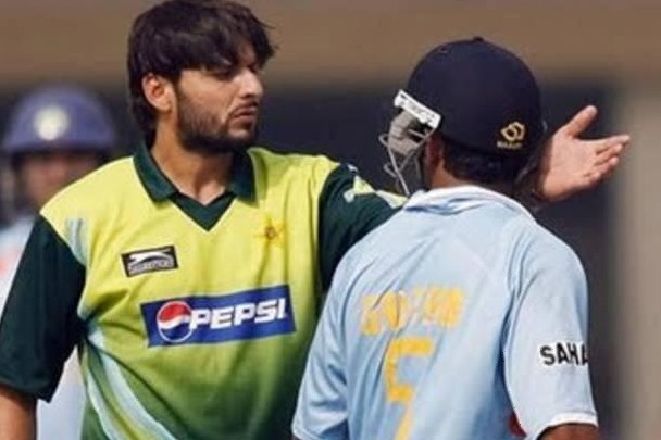 Afridi reacts to Gambhir comments on friendship between Bharat and Pakistan players
