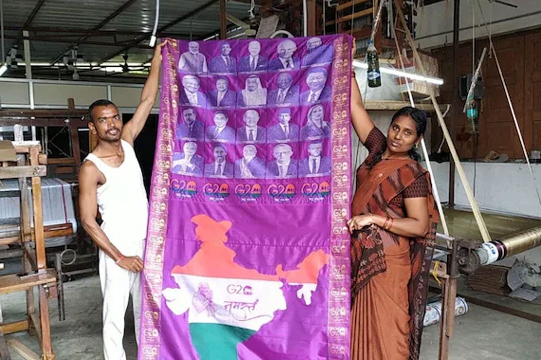 Rajanna Sircilla artist weaves G20 leaders and Indian Emblem on fabric