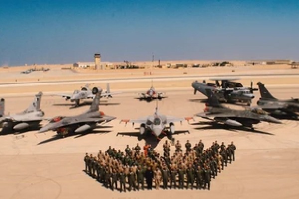 IAF's air-to-air refuelling of Egypt's MIG & Rafale during exercise
