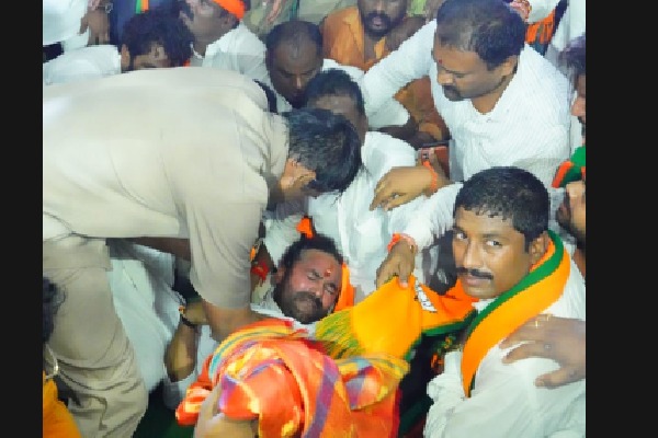 Police forcibly ends BJP hunger strike in Hyderabad