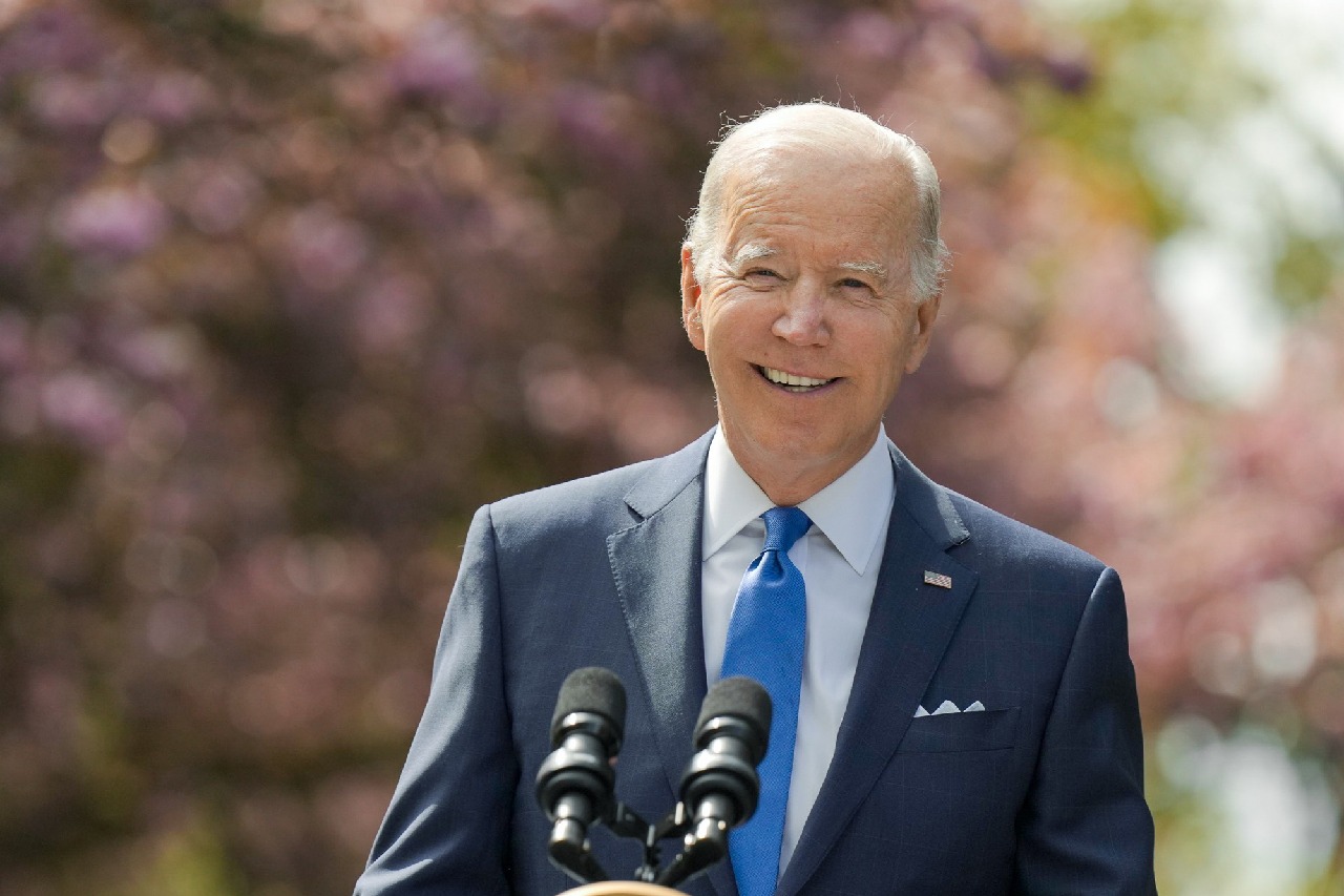 Biden says Republicans want to shutdown his govt