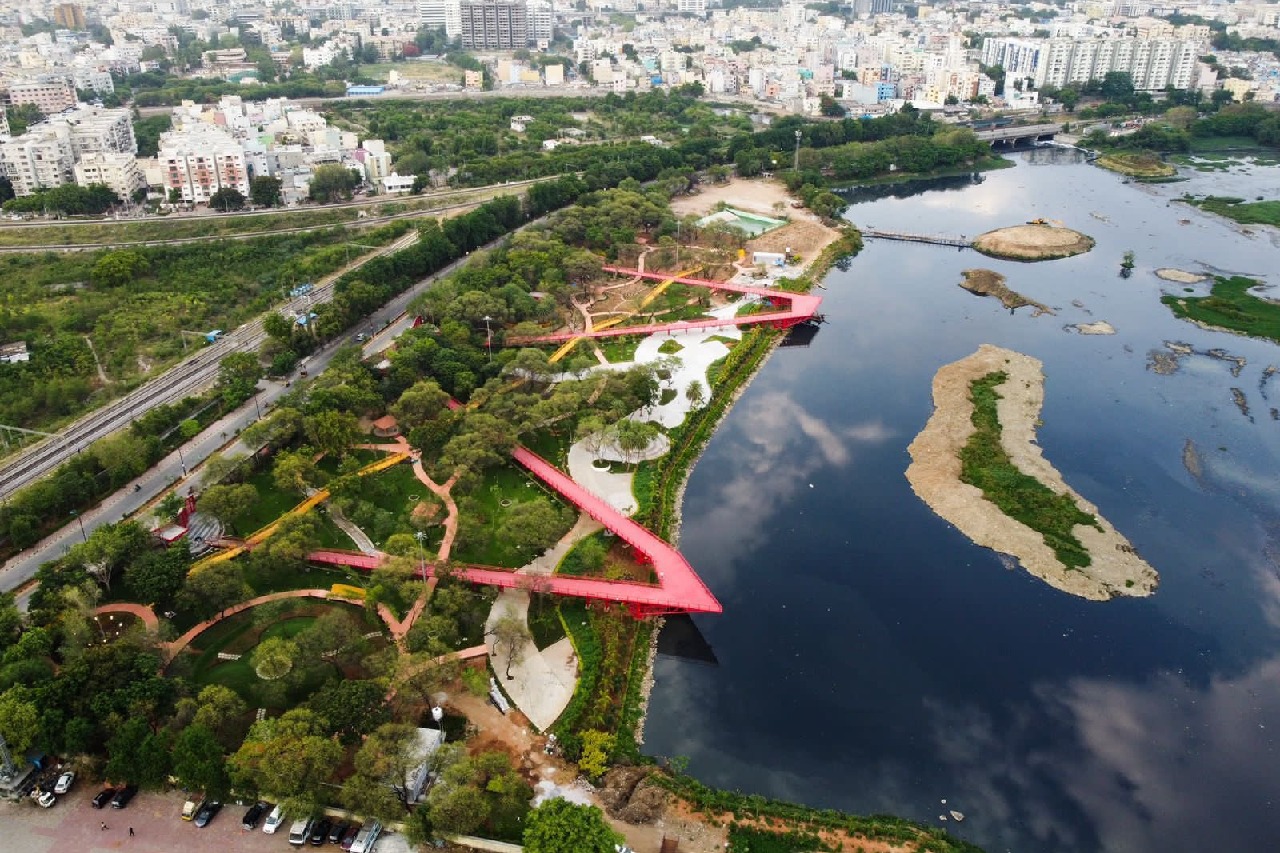 HMDA develops Beautiful Lake Front Park next to Jalavihar in about 10 acres 