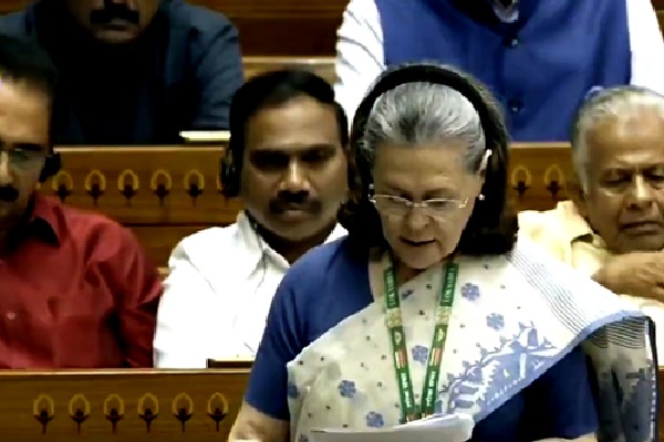 'Was Rajiv Gandhi's dream': Sonia supports Women's Reservation Bill, seeks OBC inclusion